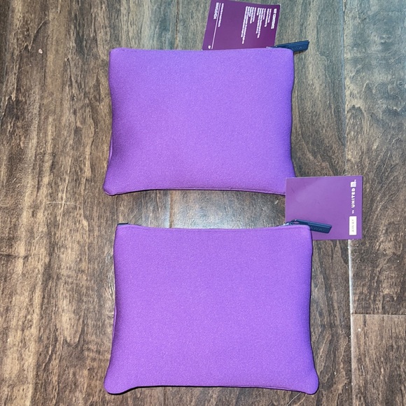 2 United Airline x Away Travel Amenity Kit Bundle Lot Purple Zip Pouch Toiletry - Picture 3 of 8